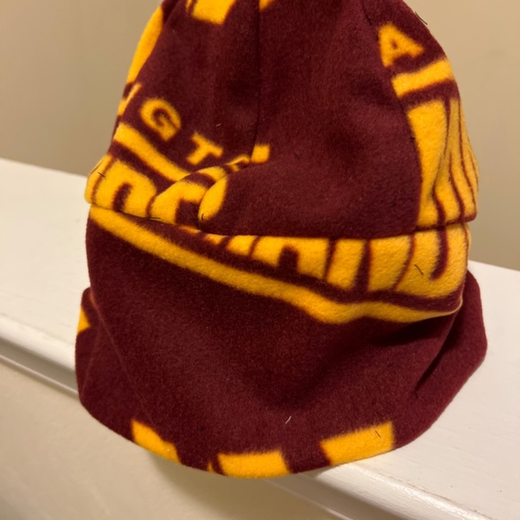 Commanders fleece hand sewn hat - Picture 3 of 3
